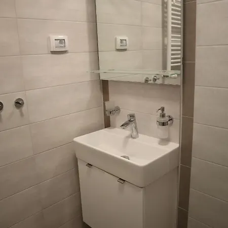 Vratovic Apartment
