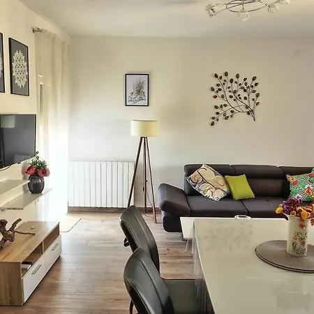 Apartmán Vratovic *